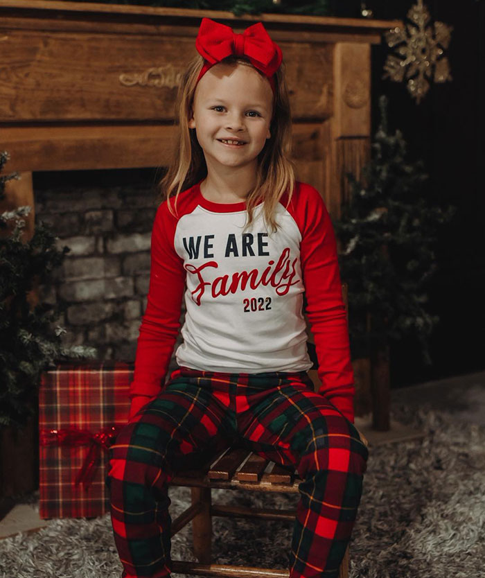 Novas imagens arrepiantes de Athena Strand momentos antes de sua morte, reveladas enquanto o motorista da FedEx faz um apelo chocante