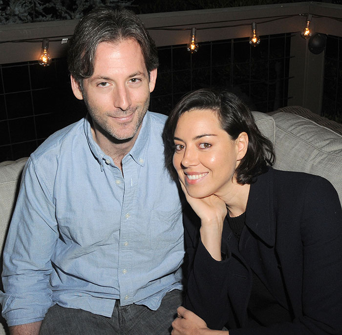 Aubrey Plaza Divides Fans After Revealing Pregnancy With New Partner Just One Year After Husband's Passing Aubrey Plaza Divides Fans After Revealing Pregnancy With New Partner Just One Year After Husband's Passing