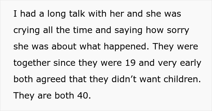 Guy Refuses To Sign Divorce Papers Now That His Childfree Ex Has A Baby Bump