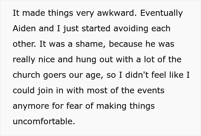 Text excerpt from a woman sharing a crazy story about her mom, describing awkward social situations and avoiding others.