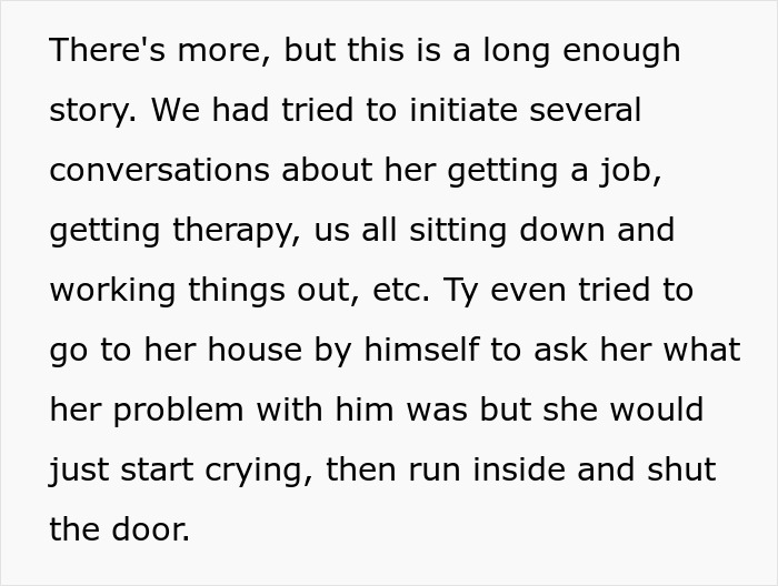 Text excerpt from a woman sharing a crazy story about her mom involving emotional struggles and family conflicts.
