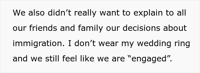 Casal se casa legalmente meses antes da cerimônia de casamento, noiva começa a entrar em pânico pensando que isso vai incomodar os convidados