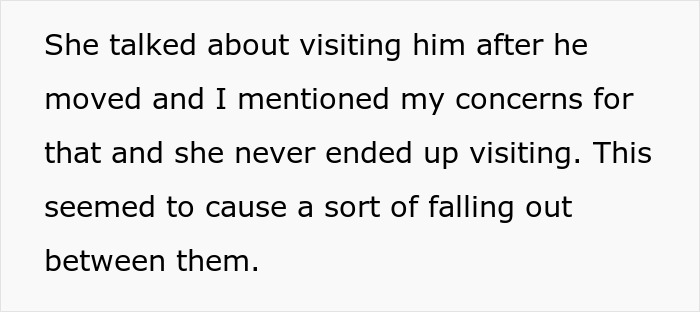 Man Tries To Ignore Gut Feeling About Wife And Her Male Coworker, Finally Snoops On Her Phone