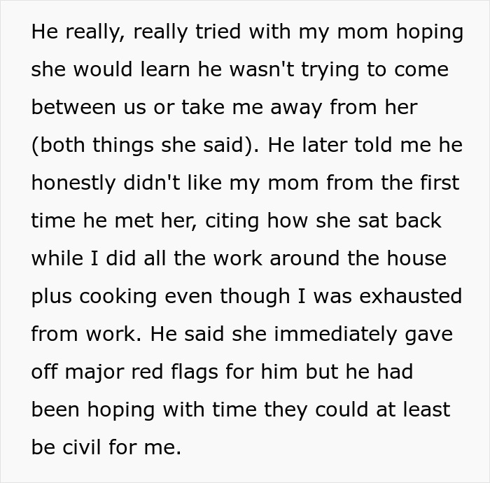 Text excerpt sharing a crazy story about a woman’s mom, revealing personal conflicts and red flags in family relations.