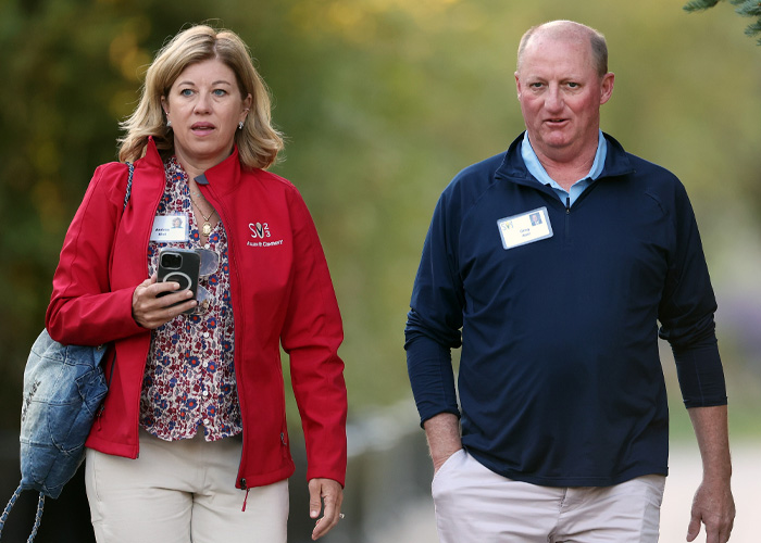 A Berkshire Hathaway de Warren Buffett tem feito um movimento silencioso que preocupa os investidores