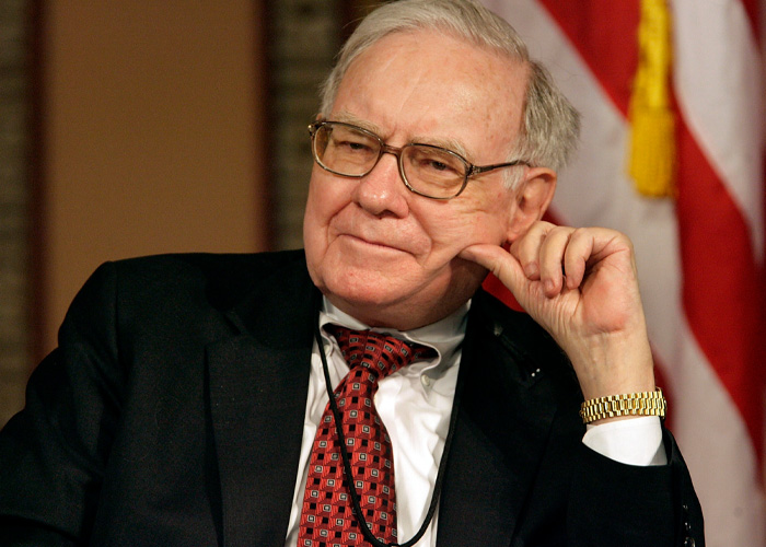 A Berkshire Hathaway de Warren Buffett tem feito um movimento silencioso que preocupa os investidores
