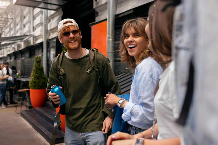 Best Friend&rsquo;s Kiss Turns Out To Be A Setup From Her Boyfriend, Man Refuses To Forgive The Betrayal