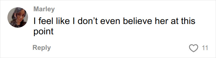 Autor de best-seller choca os fãs ao revelar a verdadeira identidade após 13 anos de vida dupla Autor de best-seller choca os fãs ao revelar a verdadeira identidade após 13 anos de vida dupla