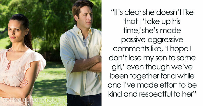 GF Humiliated At Birthday Dinner As BF’s Mom Takes Her Seat And He Sides With Mom, She Walks Away