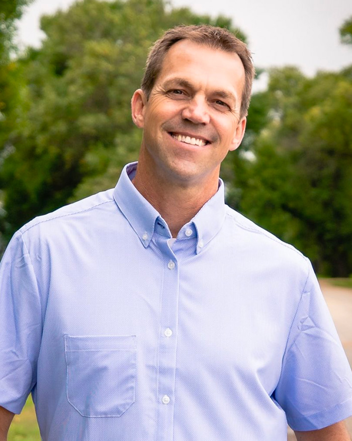 Conversas explosivas entre o marido de Kristi Noem, Bryon, e Dominatrix vazaram em meio ao escândalo de vida dupla Conversas explosivas entre o marido de Kristi Noem, Bryon, e Dominatrix vazaram em meio ao escândalo de vida dupla