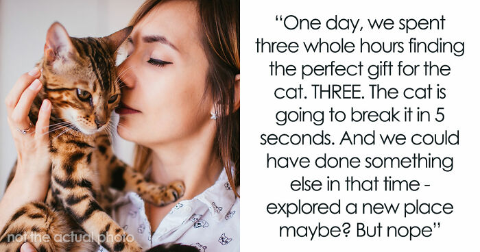 Crazy Cat Lady Wants K-Drama Romance, But Chooses Her Cat Over Men, Then Wonders Why They Leave