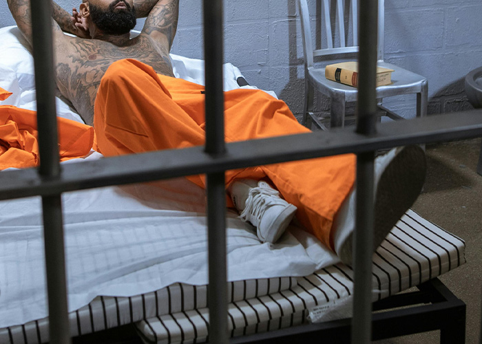 String Of Inmate Fatalities Baffles Chicago Authorities Until They Discover Prisoners' Bizarre Use For Books