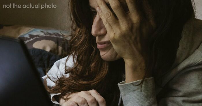 Mom RSVPs ‘No’ To Childfree Wedding An 12-Hour Flight Away, Bride Takes It Personally