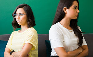 Entitled Sister Doesn’t Get A Free Airbnb Stay During Peak Season, Then Demands $300 To “House-Sit”