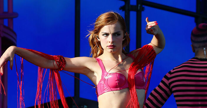 “She Was So Cute Before”: How Plastic Surgery Changed The Jackson Family Over The Years