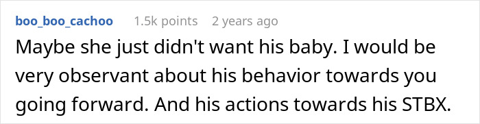 A Reddit comment offering advice on a childfree ex with a baby bump, focusing on the refusal to sign divorce papers.