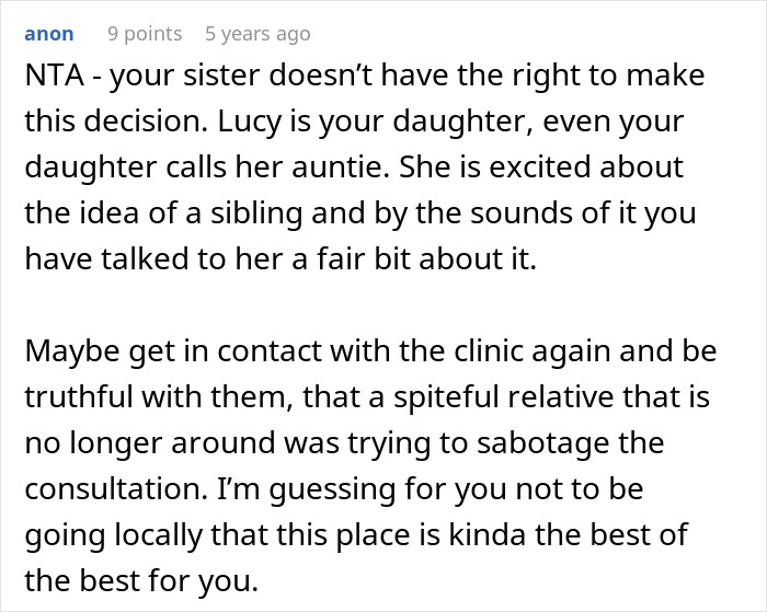 Screenshot of an online comment discussing a woman making her sister adopt her kid and family conflicts around it.