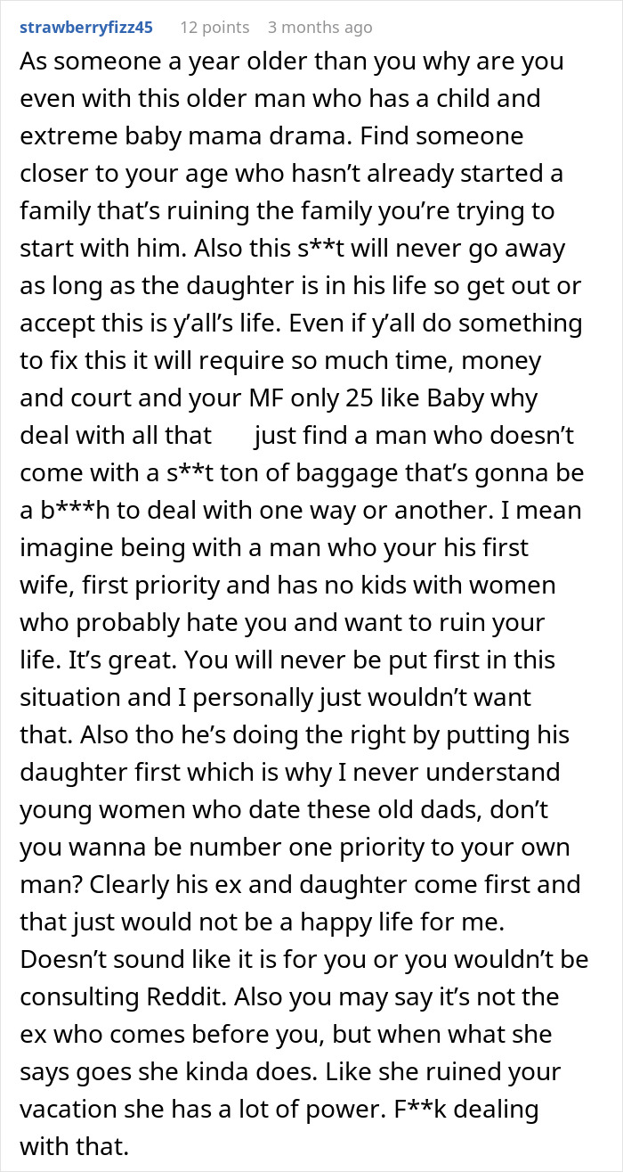 Reddit comment discussing difficulties with boyfriend’s ex and emotional impact on woman confused by the situation. Reddit comment discussing difficulties with boyfriend’s ex and emotional impact on woman confused by the situation.