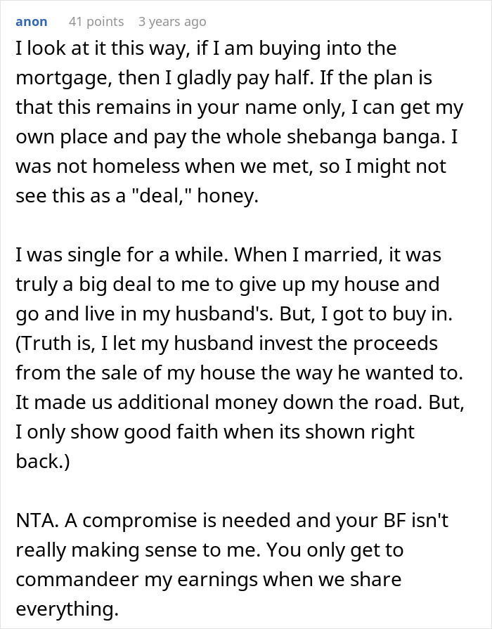 A Reddit post discussing a woman refusing to split mortgage 50/50 without being on the deed.