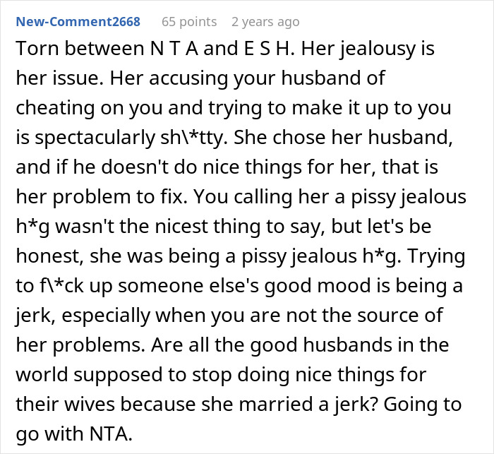 Woman Tells Sister She Shouldn't Rub Her "Picture-Perfect Marriage" In Other People's Faces