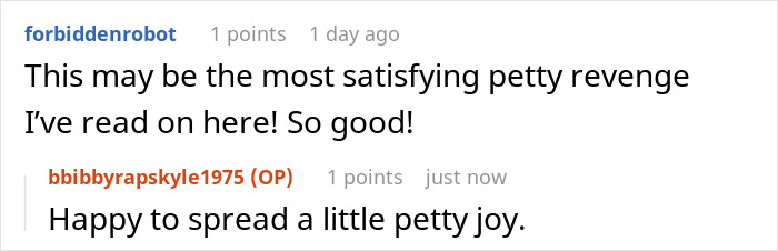 Lazy Man Throws Dog's Chew Bones Onto Neighbor's Lawn, Gets A Yard Full Of Them After Petty Revenge