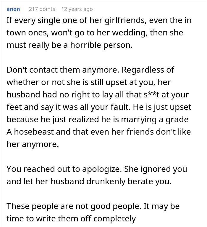 Mom RSVPs ‘No’ To Childfree Wedding An 12-Hour Flight Away, Bride Takes It Personally Mom RSVPs ‘No’ To Childfree Wedding An 12-Hour Flight Away, Bride Takes It Personally
