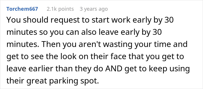 Screenshot of a forum post describing an employee&rsquo;s clever revenge on a colleague who exposed their late arrival.