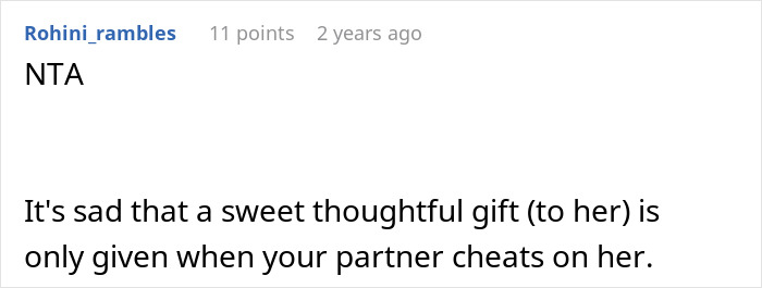 Woman Tells Sister She Shouldn't Rub Her "Picture-Perfect Marriage" In Other People's Faces