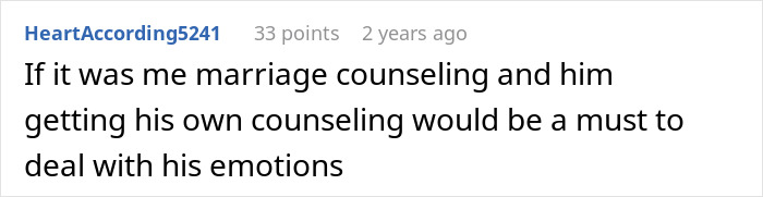 &ldquo;Suddenly, Trust Is Gone&rdquo;: A Woman Considers Divorce After Her Husband Starts Acting Weird