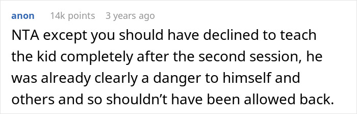A Reddit comment offering advice on a disruptive kid and his toxic mom at a stable.