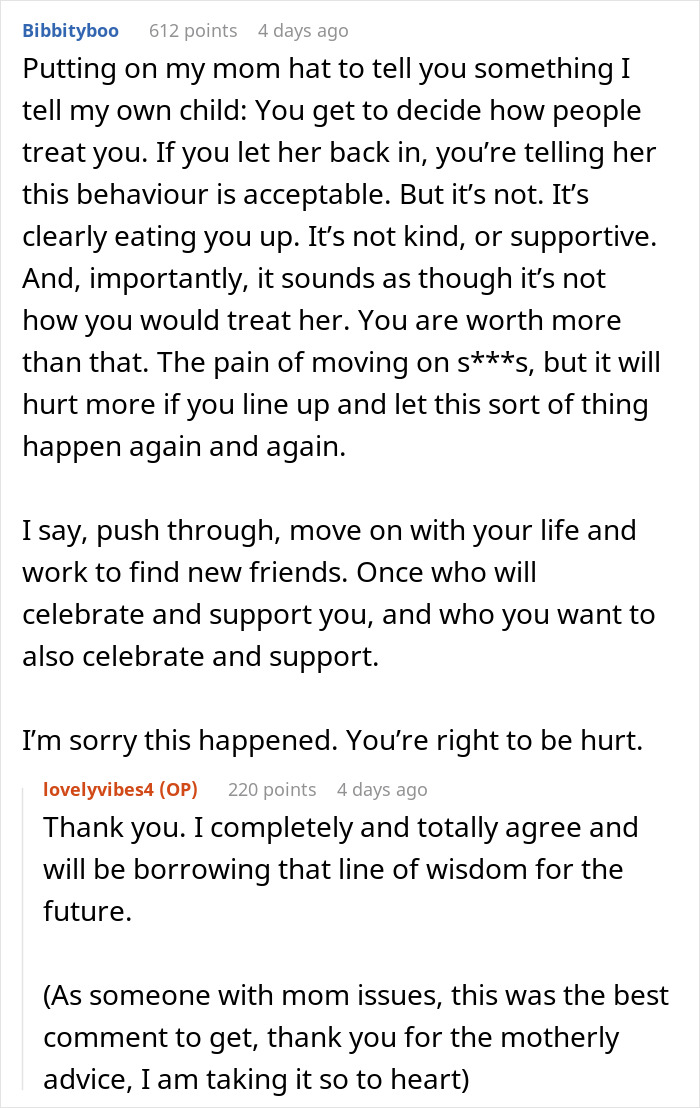 A Reddit comment providing advice after a best friend skips a wedding, breaking the bride's heart.