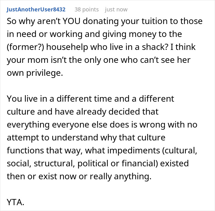Comment disputing wealthy mom&rsquo;s hypocrisy for making house help stay in a shed despite calling them family.