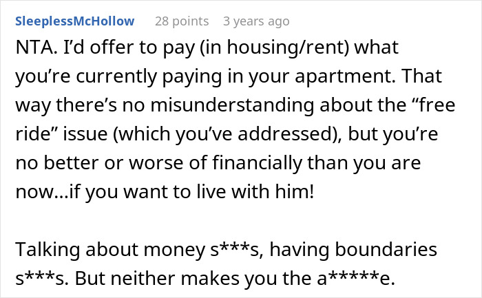A Reddit comment on financial boundaries. A woman called a leech for not splitting a mortgage 50/50 without being on the deed.