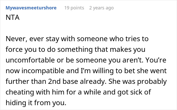 Guy Feels Pressured And Betrayed After GF Accuses Him Of Being Selfish For Closing Open Relationship Guy Feels Pressured And Betrayed After GF Accuses Him Of Being Selfish For Closing Open Relationship