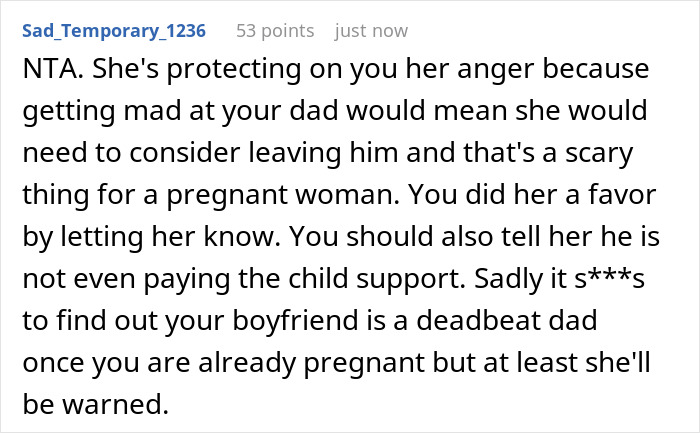 A reddit comment about a pregnant woman dealing with a deadbeat dad, offering advice on child support.