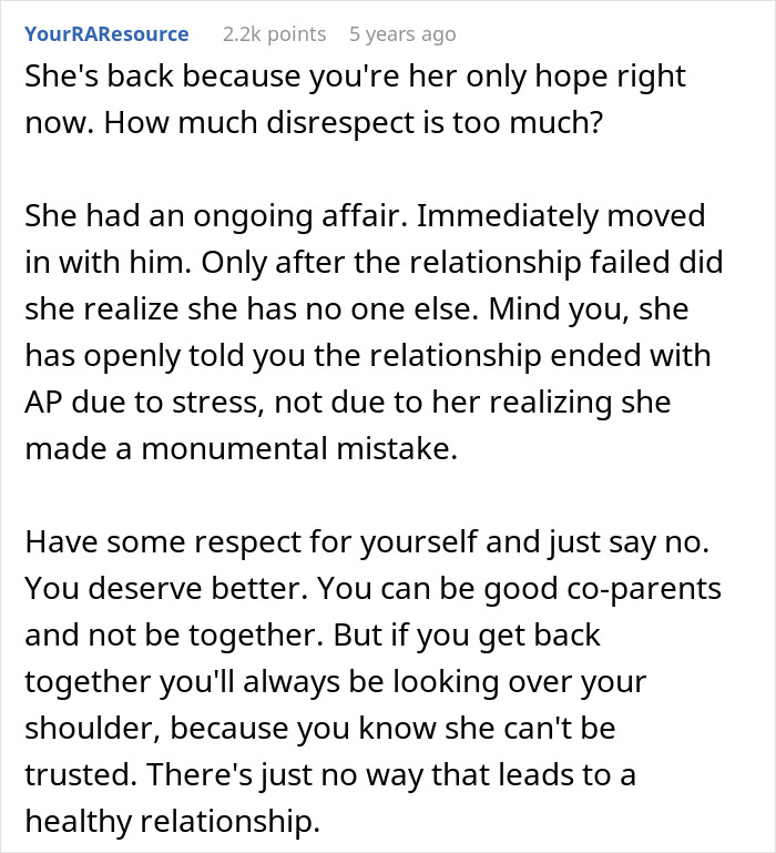 Text post advising a man to refuse to cancel divorce after his wife had an affair and now wants him back.