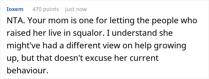 Screenshot of an online comment calling out hypocrisy of a wealthy mom treating house help like family yet making them stay in squalor.