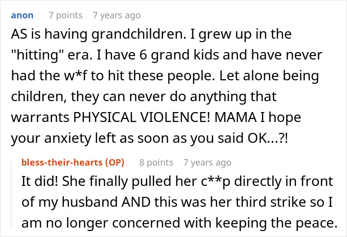 Tópico do Reddit sobre não bater em crianças. Uma mãe discute uma MIL que brinca sobre bater na filha, destacando uma regra de não bater.