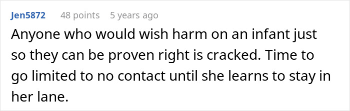 Screenshot of a Reddit comment discussing mom&rsquo;s creepy behavior and the need to limit contact for the baby&rsquo;s safety.