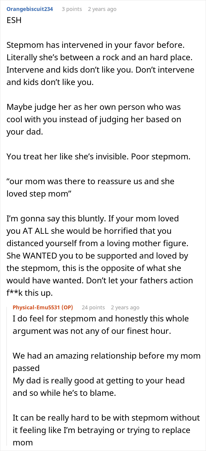 A Reddit post discussing family dynamics with a dad, kids, and stepmom. The teen says he&rsquo;s the reason they don&rsquo;t like her.