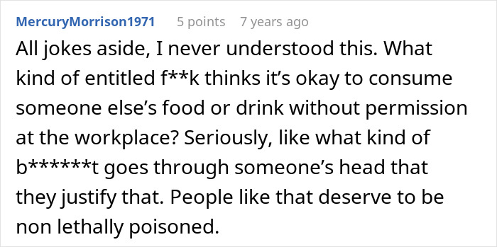 A Reddit comment by MercuryMorrison1971 about food thief behavior, suggesting non-lethal poisoning for those who take someone's iced sweet tea.