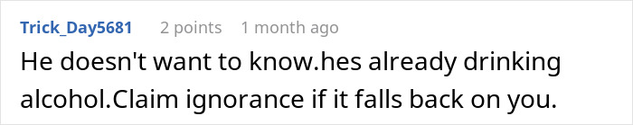 A Reddit comment about a Muslim roommate consuming bacon fat without knowing, suggesting claiming ignorance.