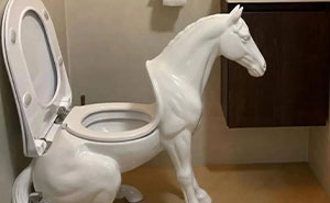 “Things That Make You Go Hmmmmm”: 77 Images People Are Still Thinking About (New Pics)