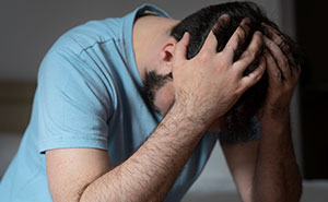 Woman Openly Celebrates Losing Her MIL While Husband Mourns, Shocked Coworker Can’t Stay Silent