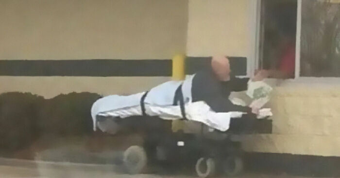 49 Cursed Images That Confuse, Creep, And Amuse In Equal Measure