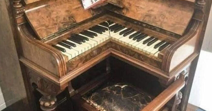 49 Cursed Images That Confuse, Creep, And Amuse In Equal Measure