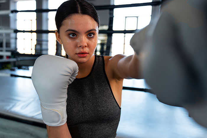 Teen Stomps On Cousin's Hand With High Heels, Calls It An "Accident," Aunt Weighs Calling Police Teen Stomps On Cousin's Hand With High Heels, Calls It An "Accident," Aunt Weighs Calling Police