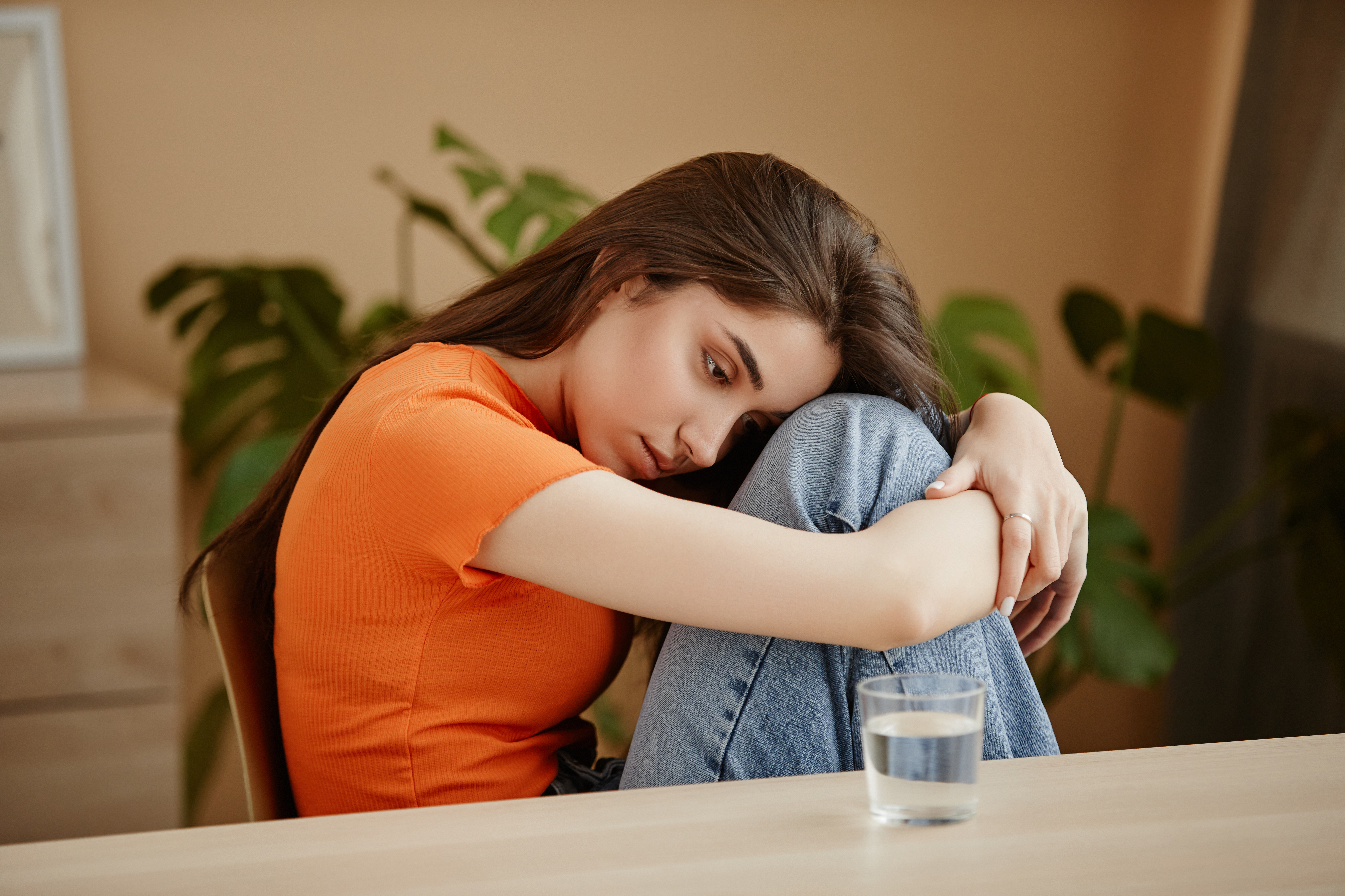 Best Friend Skips Wedding Because She's "Not Feeling Well," Breaks Bride's Heart