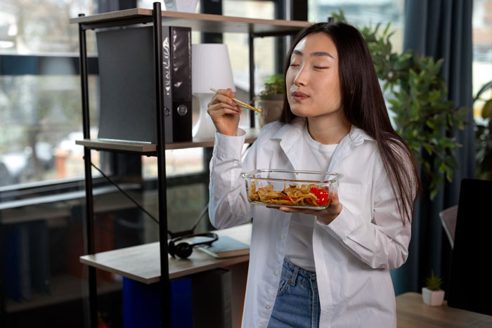 HR Refuses To Get Involved With Lunch Thief Issue Until Man Cleverly Uses HR Person's Food As Bait