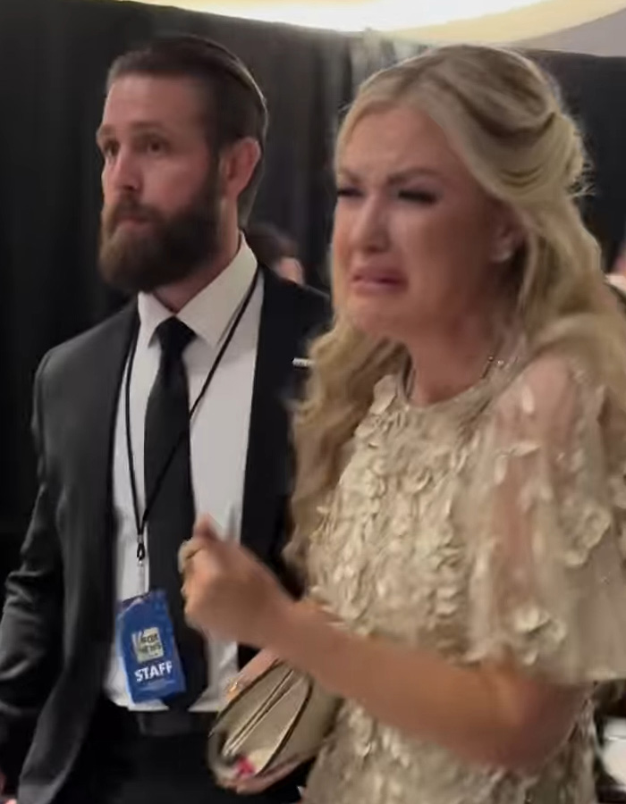 Erika Kirk enfrenta reação após comentário após grande incidente de segurança em jantar na Casa Branca